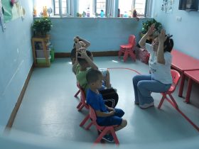 23歲美女網(wǎng)戀兩年零彩禮結(jié)婚，婚后負債累累頻借貸：愛情是奢侈品